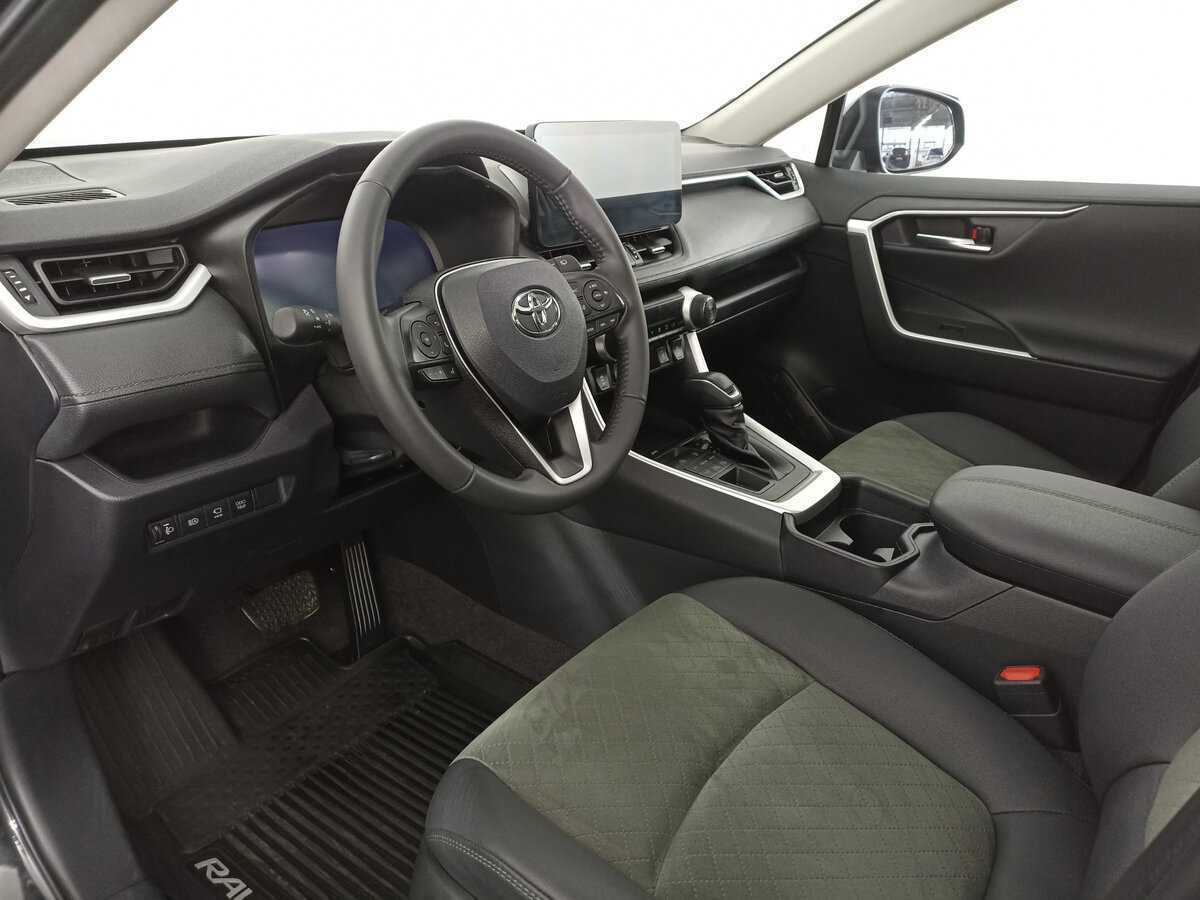 Купить Toyota RAV4 с пробегом. Фото: #13