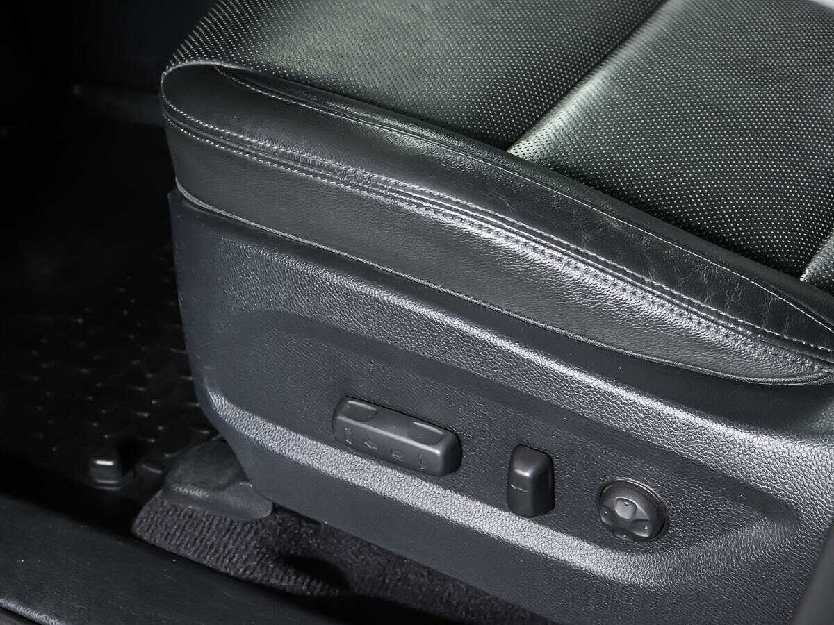 Купить Hyundai Santa Fe с пробегом. Фото: #12