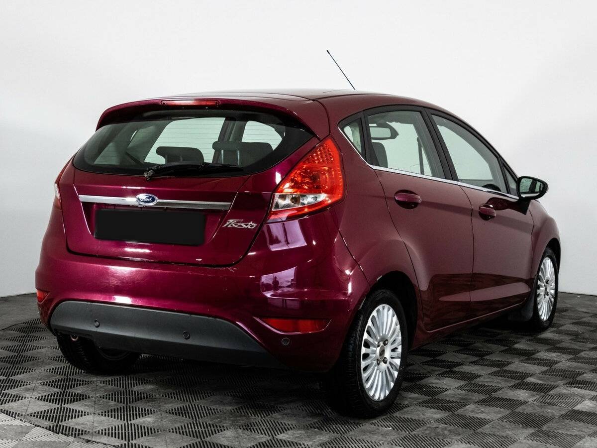 Купить Ford Fiesta с пробегом. Фото: #3