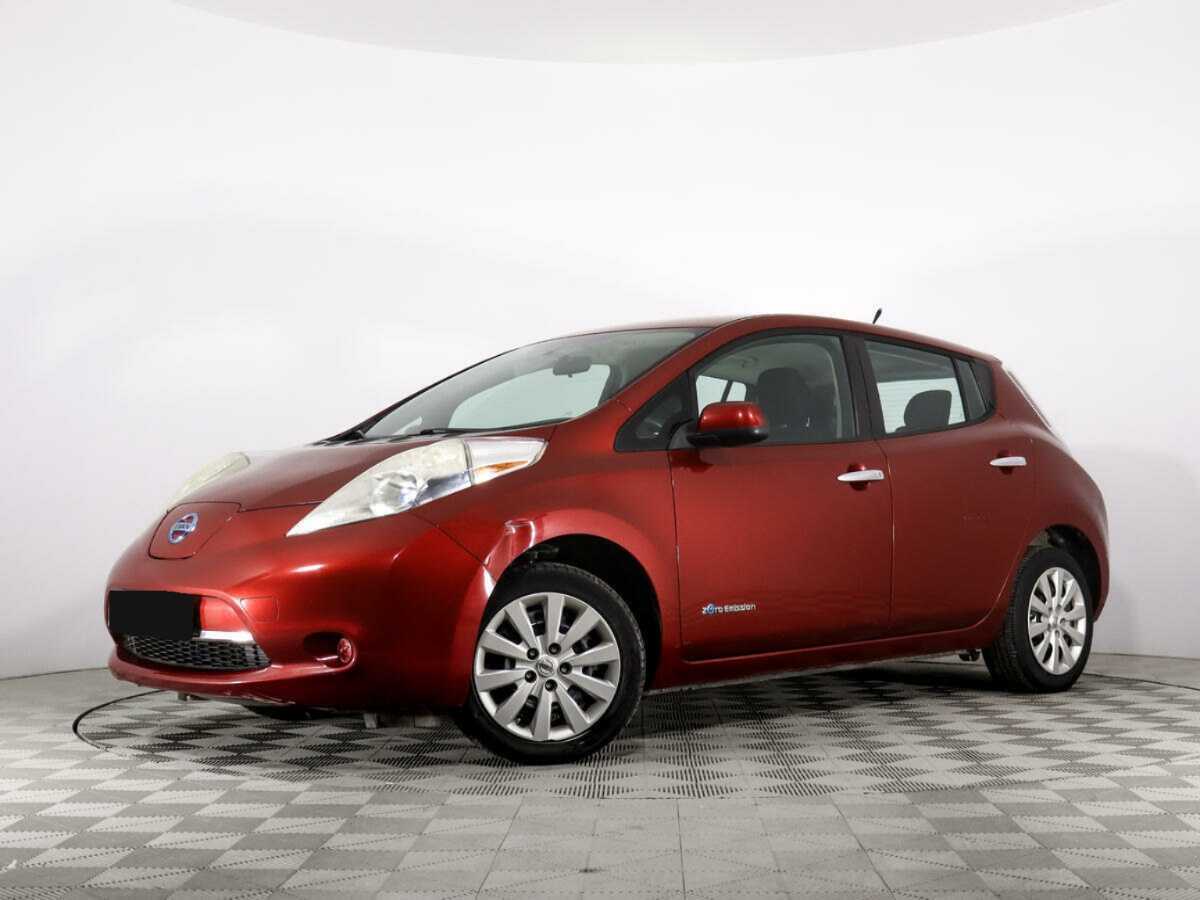 Купить Nissan Leaf с пробегом. Посмотреть фото