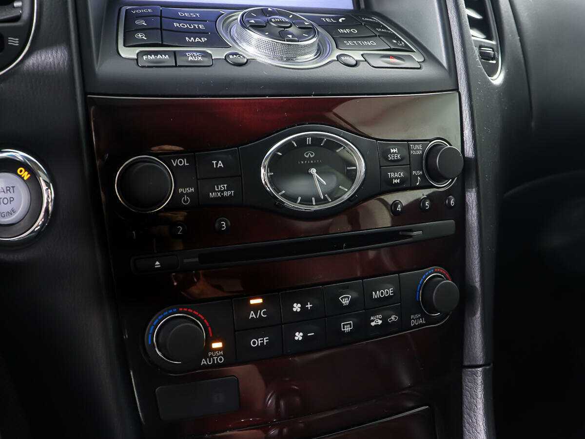Купить Infiniti QX50 с пробегом. Фото: #20