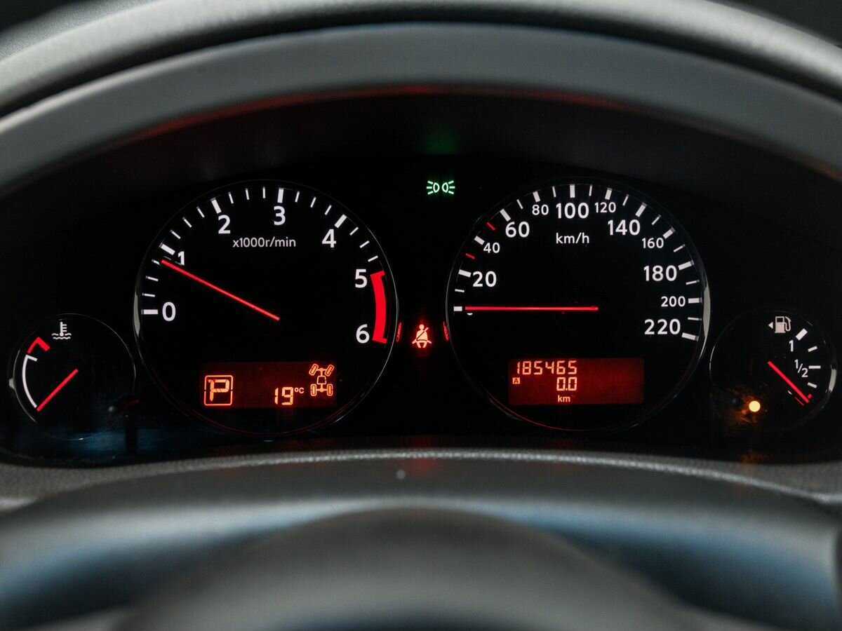 Купить Nissan Pathfinder с пробегом. Фото: #17