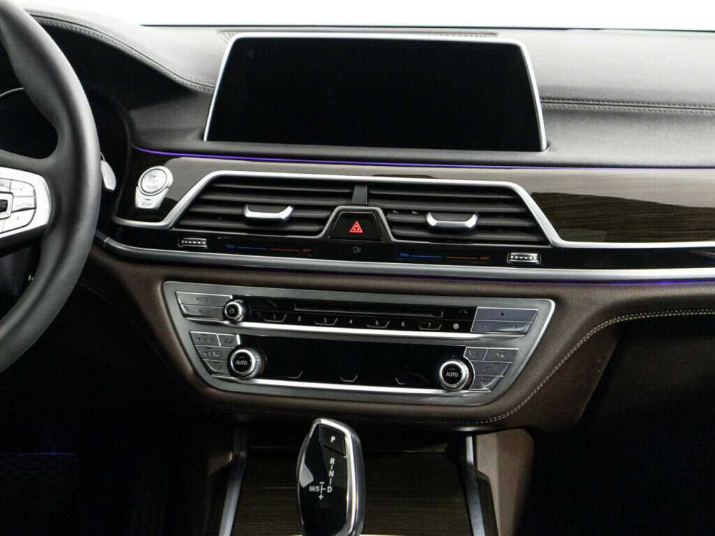 Купить BMW 7 серии с пробегом. Фото: #13