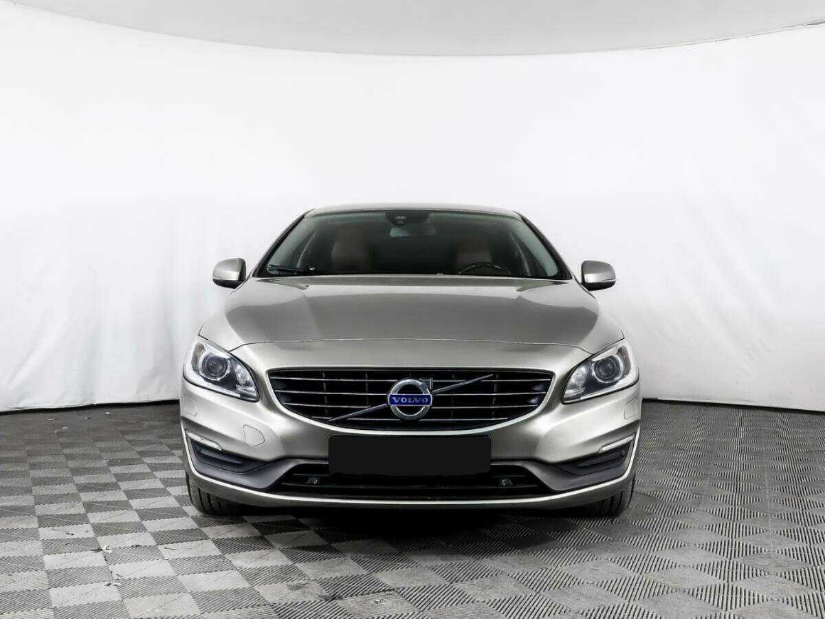 Купить Volvo S60 с пробегом. Фото: #1