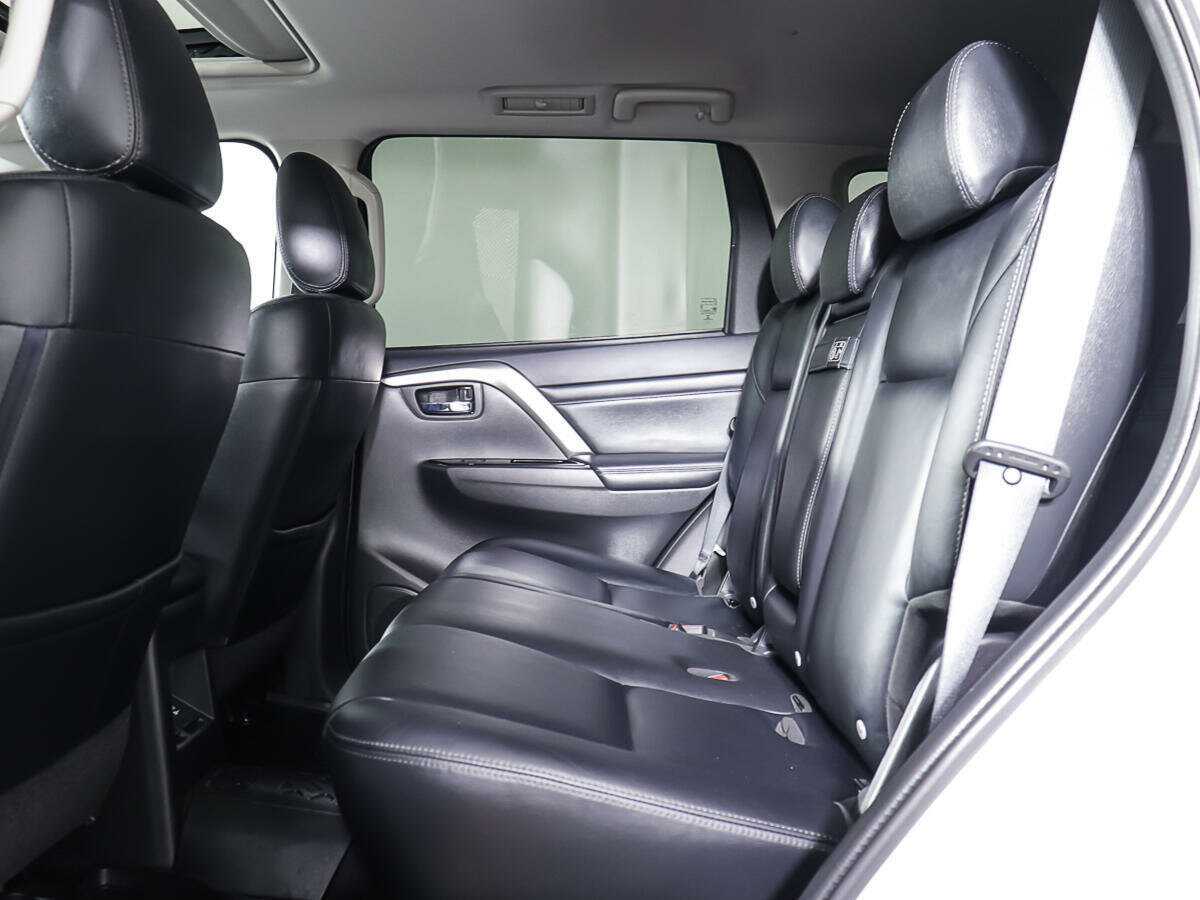 Купить Mitsubishi Pajero Sport с пробегом. Фото: #9