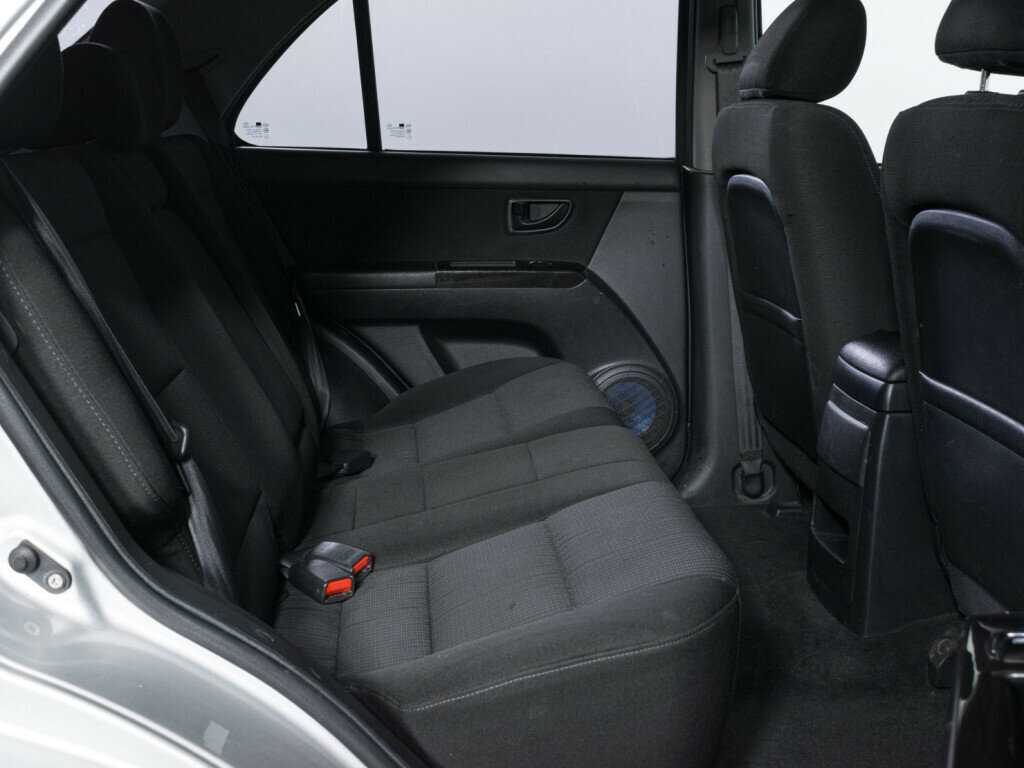 Купить Kia Sorento с пробегом. Фото: #9