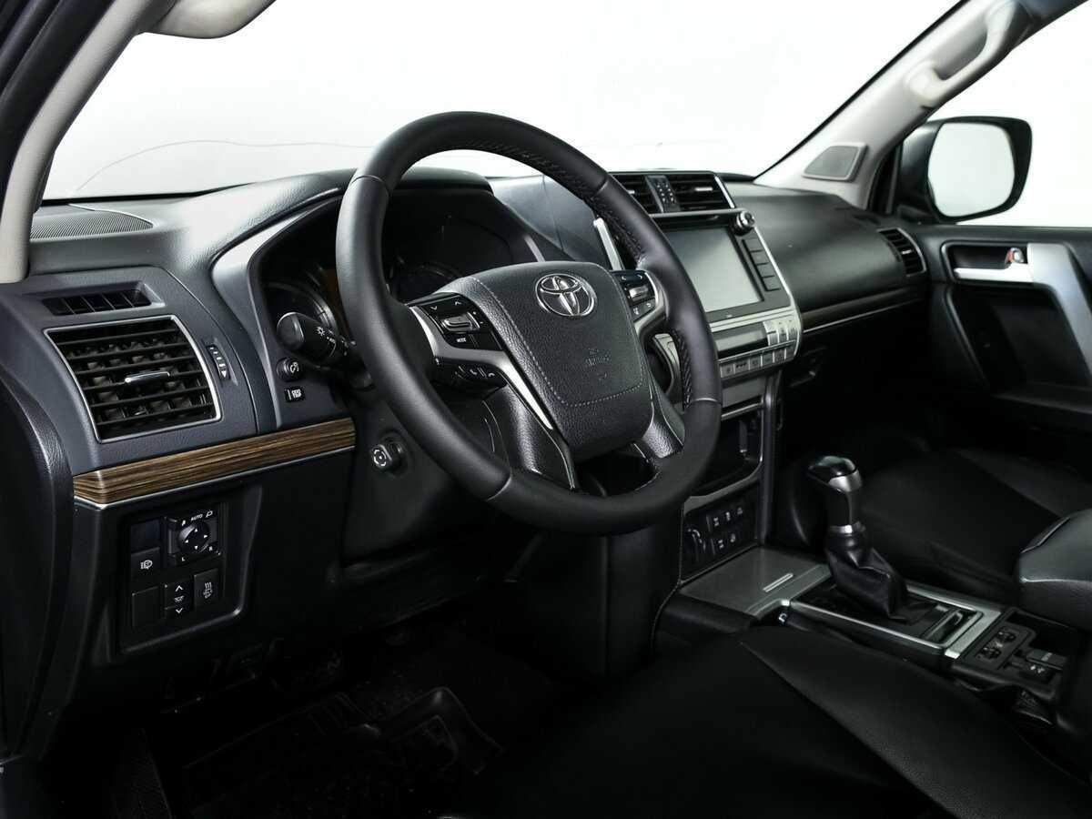 Купить Toyota Land Cruiser Prado с пробегом. Фото: #9