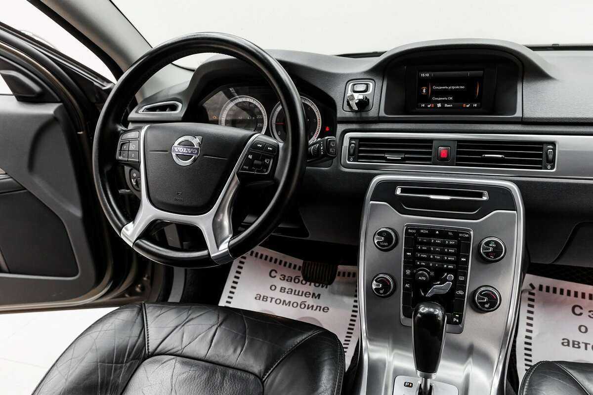 Купить Volvo XC70 с пробегом. Фото: #9