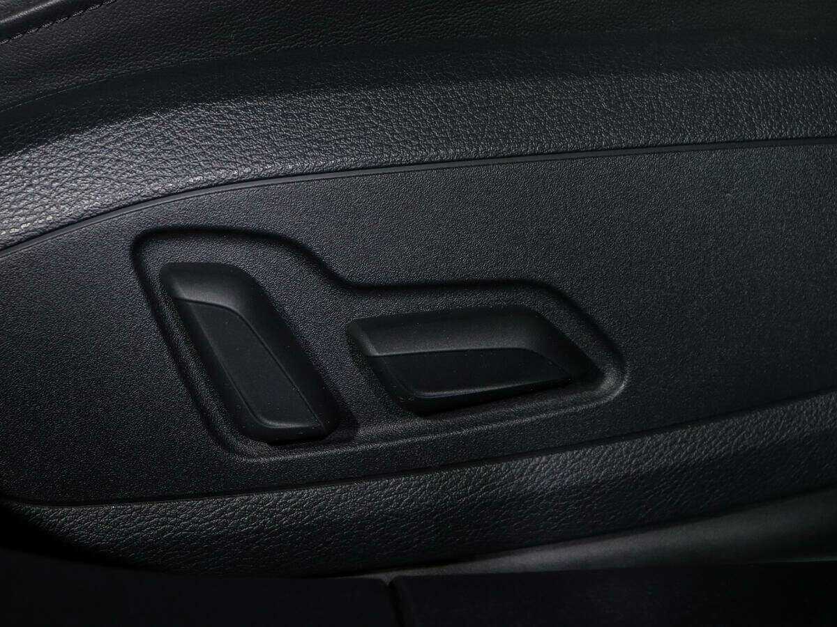 Купить Audi A4 с пробегом. Фото: #12