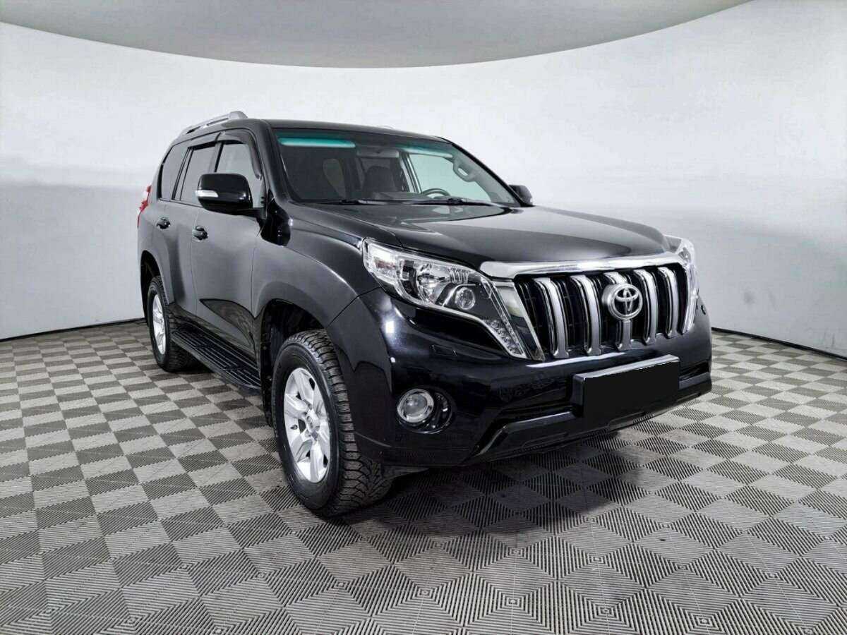 Купить Toyota Land Cruiser Prado с пробегом. Фото: #2