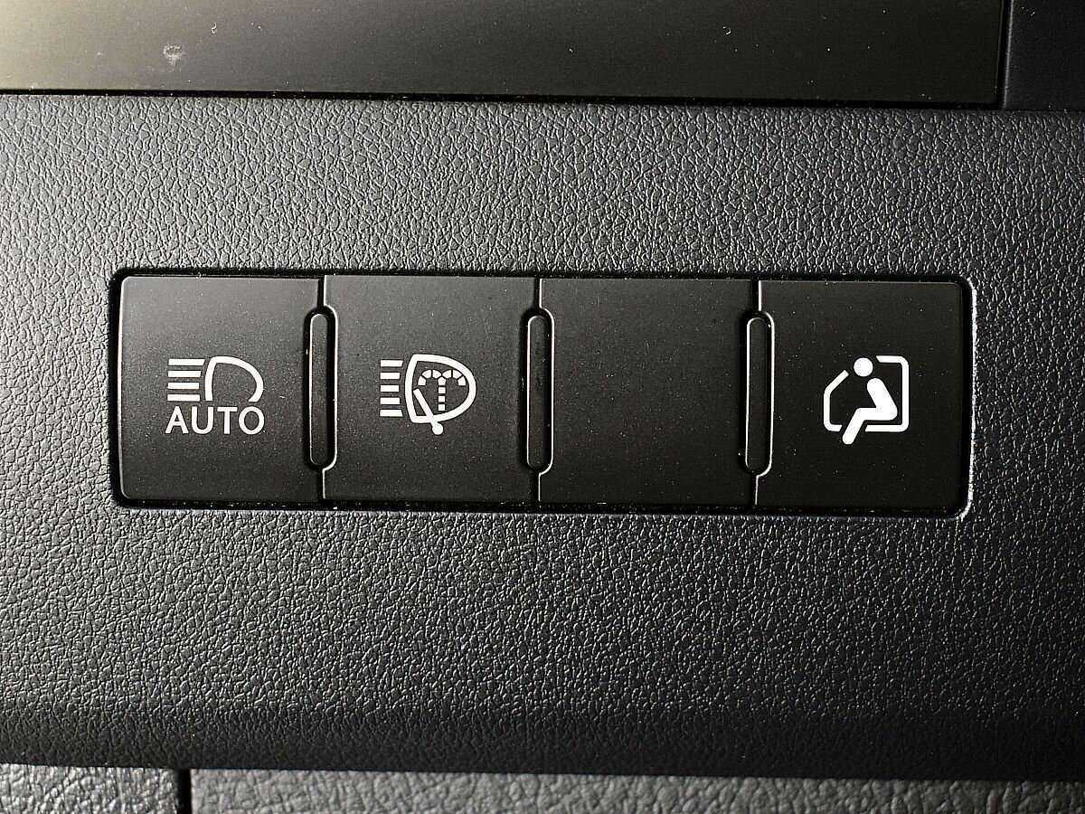 Купить Lexus LX с пробегом. Фото: #9