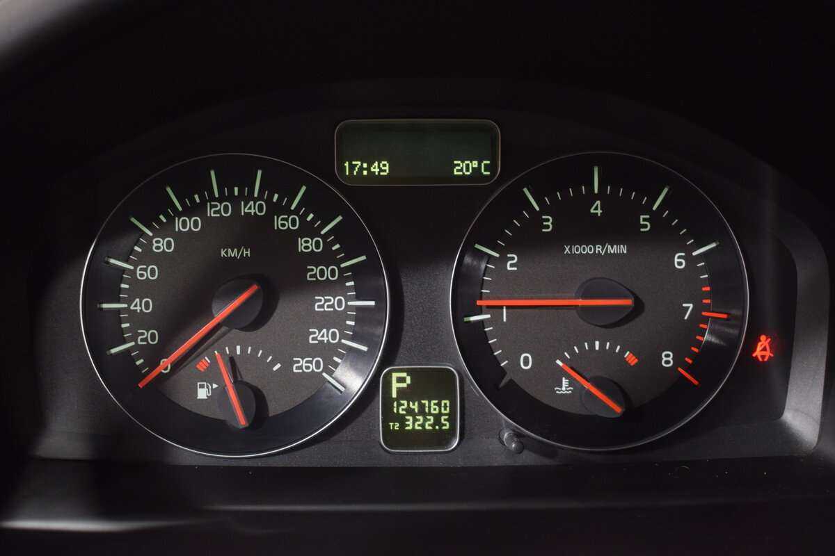 Купить Volvo S40 с пробегом. Фото: #11