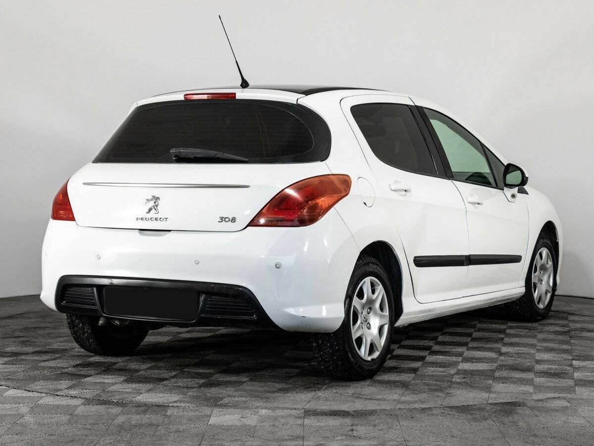 Купить Peugeot 308 с пробегом. Фото: #3