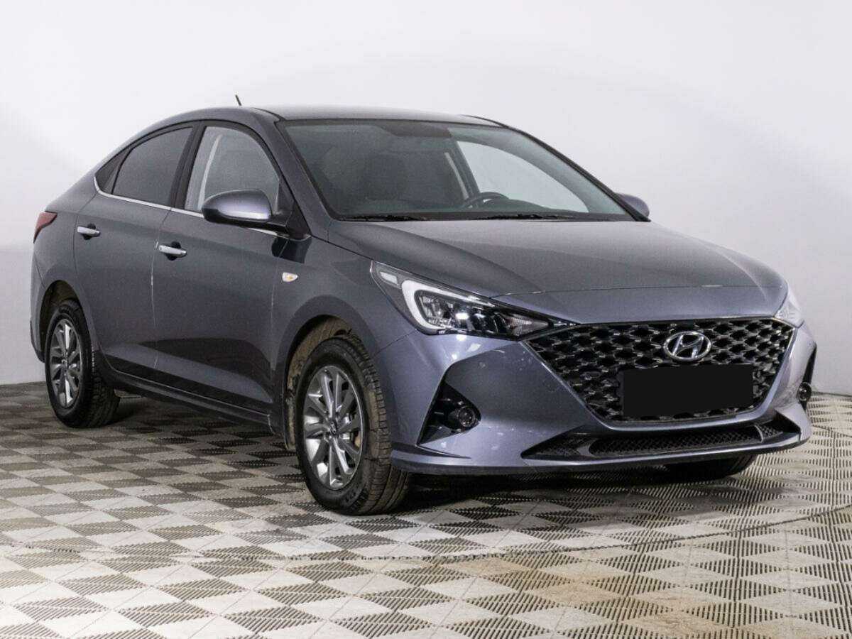 Купить Hyundai Solaris с пробегом. Фото: #2