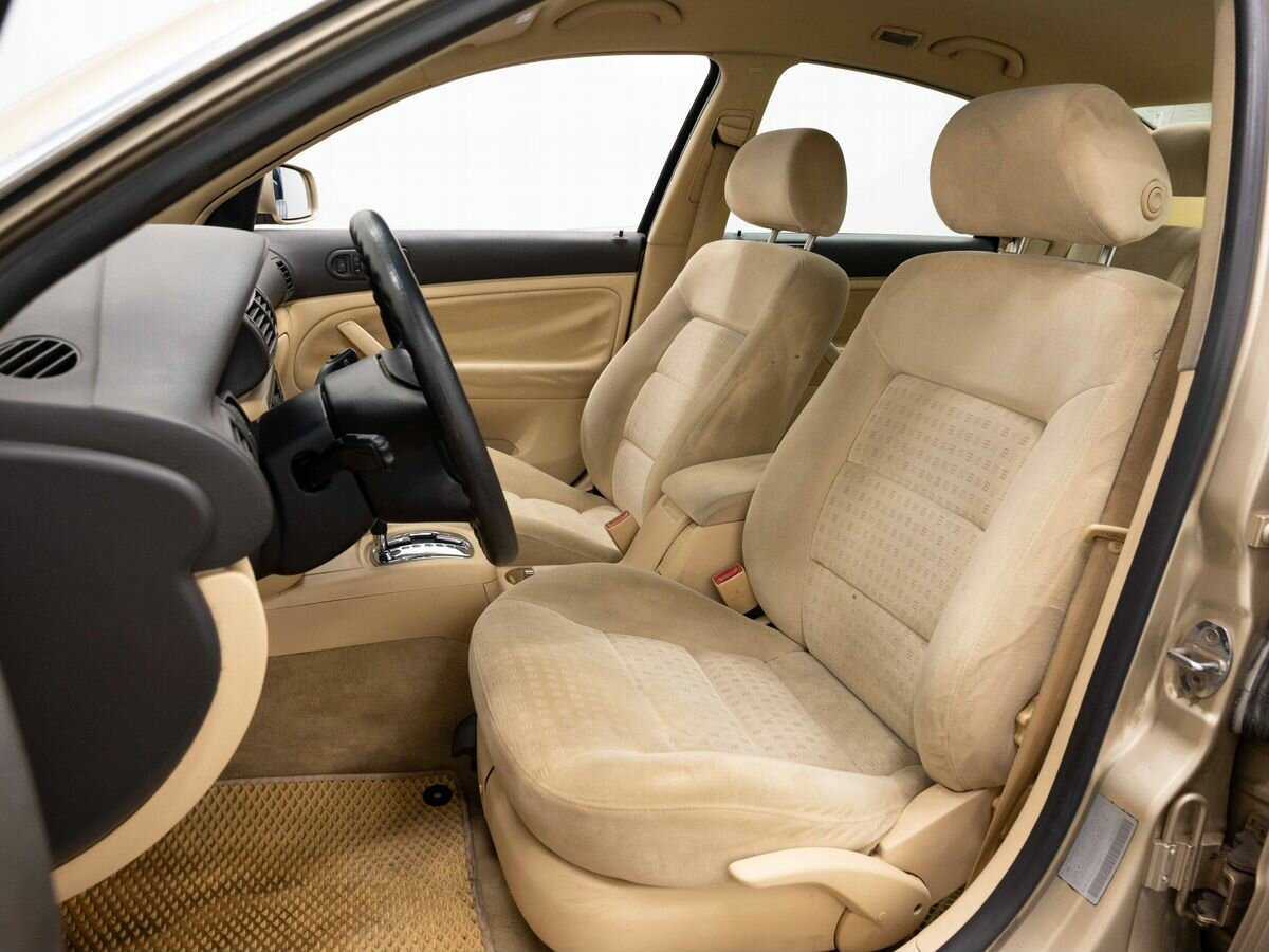 Купить Volkswagen Passat с пробегом. Фото: #7