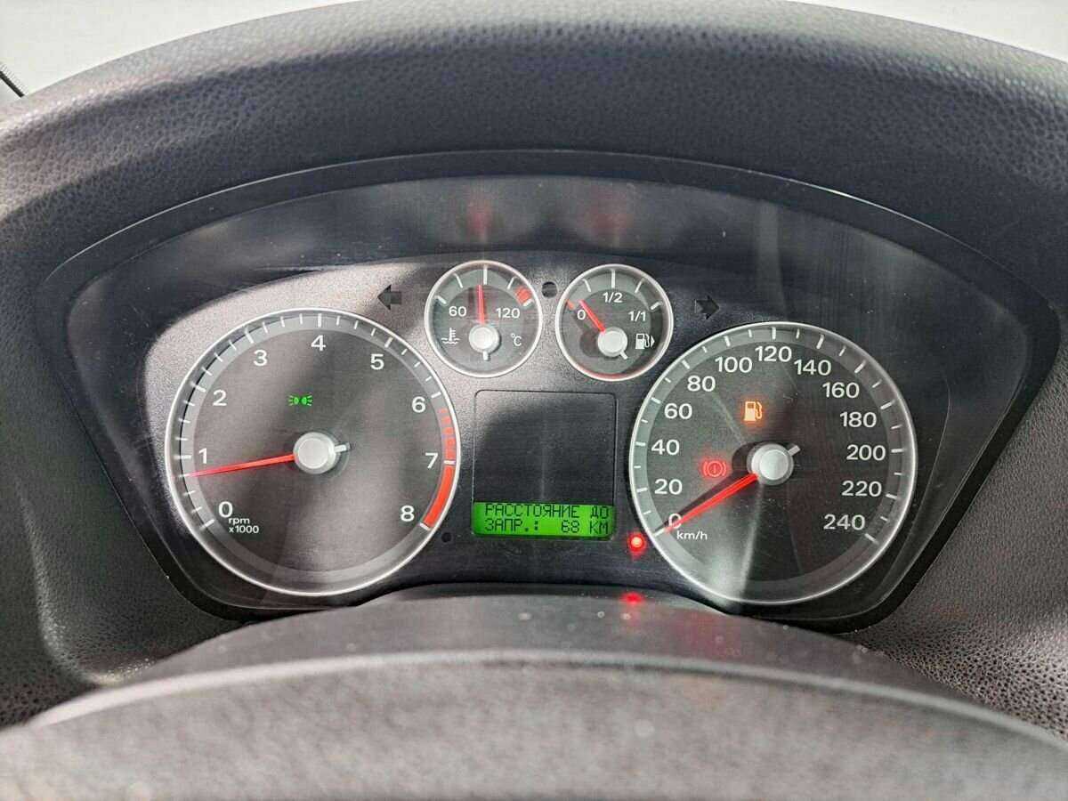 Купить Ford Focus с пробегом. Фото: #11