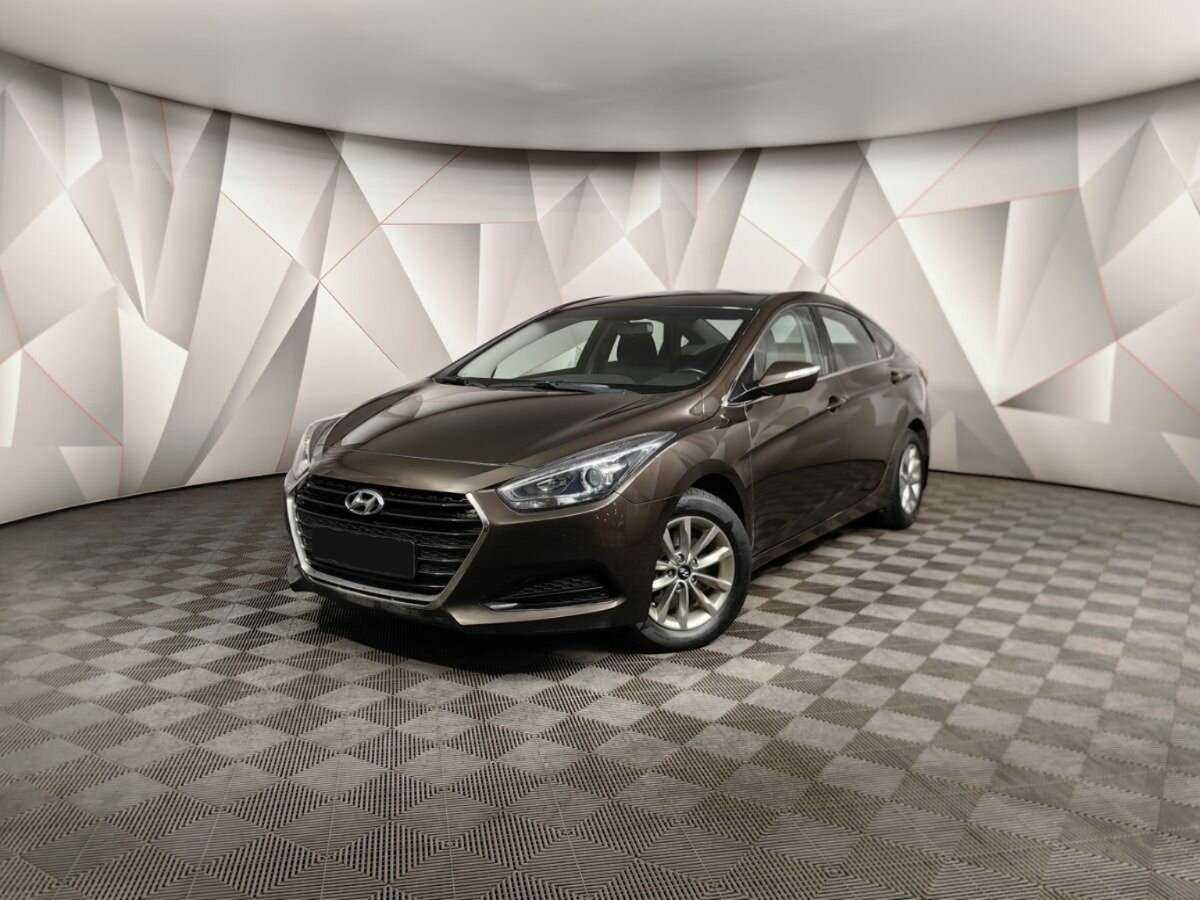 Купить Hyundai i40 с пробегом. Посмотреть фото