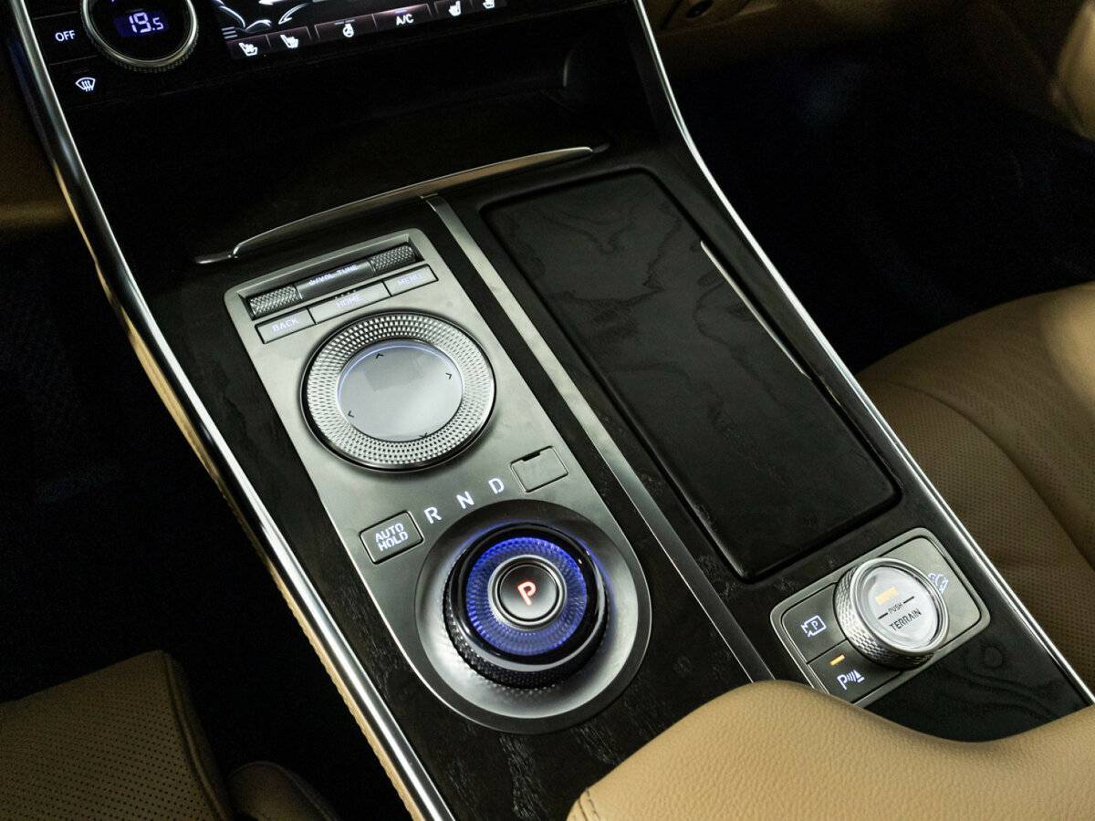 Купить Genesis GV80 с пробегом. Фото: #26