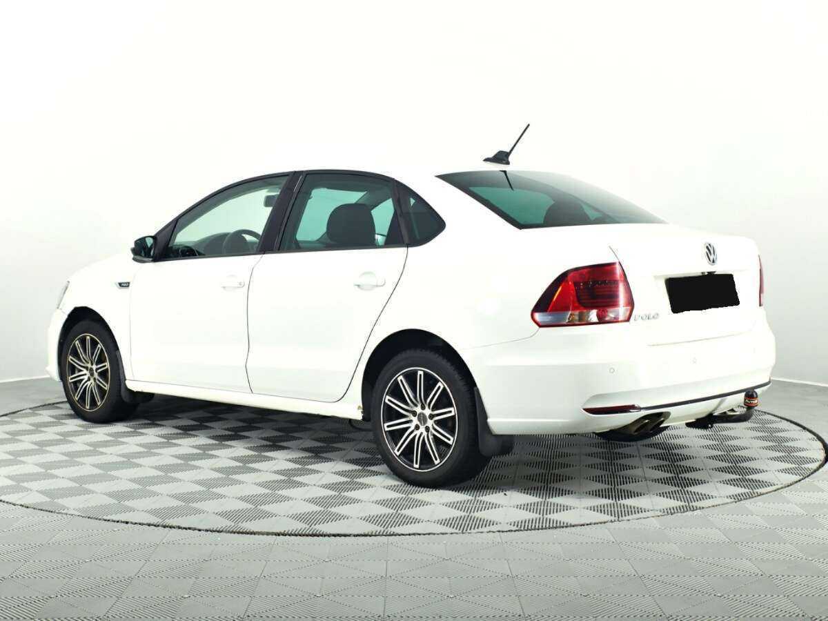 Купить Volkswagen Polo с пробегом. Фото: #5