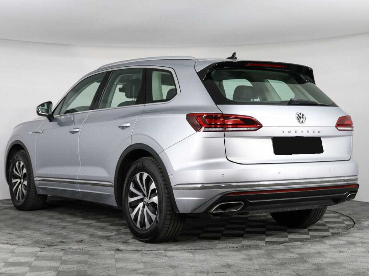 Купить Volkswagen Touareg с пробегом. Фото: #6