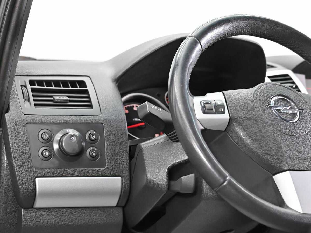 Купить Opel Zafira с пробегом. Фото: #5