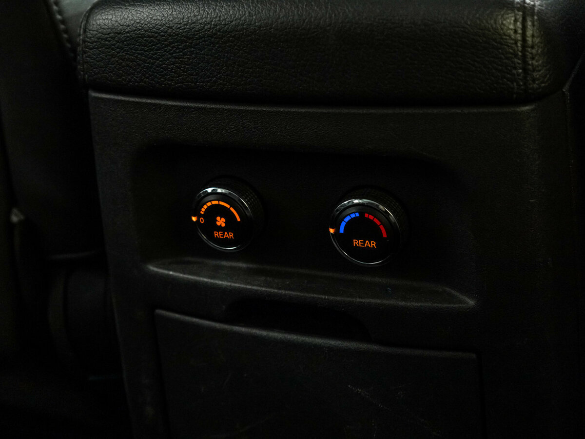 Купить Nissan Pathfinder с пробегом. Фото: #25