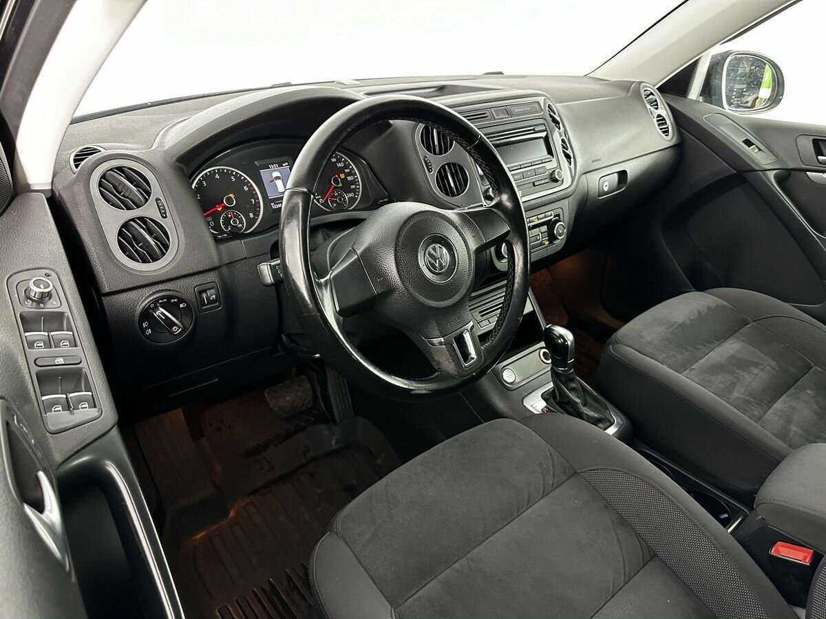 Купить Volkswagen Tiguan с пробегом. Фото: #6
