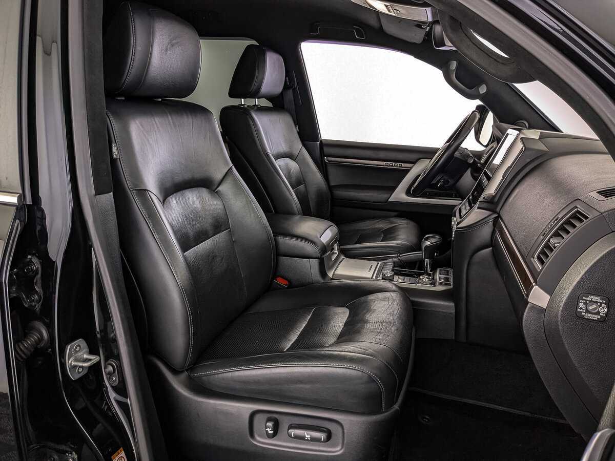 Купить Toyota Land Cruiser с пробегом. Фото: #18