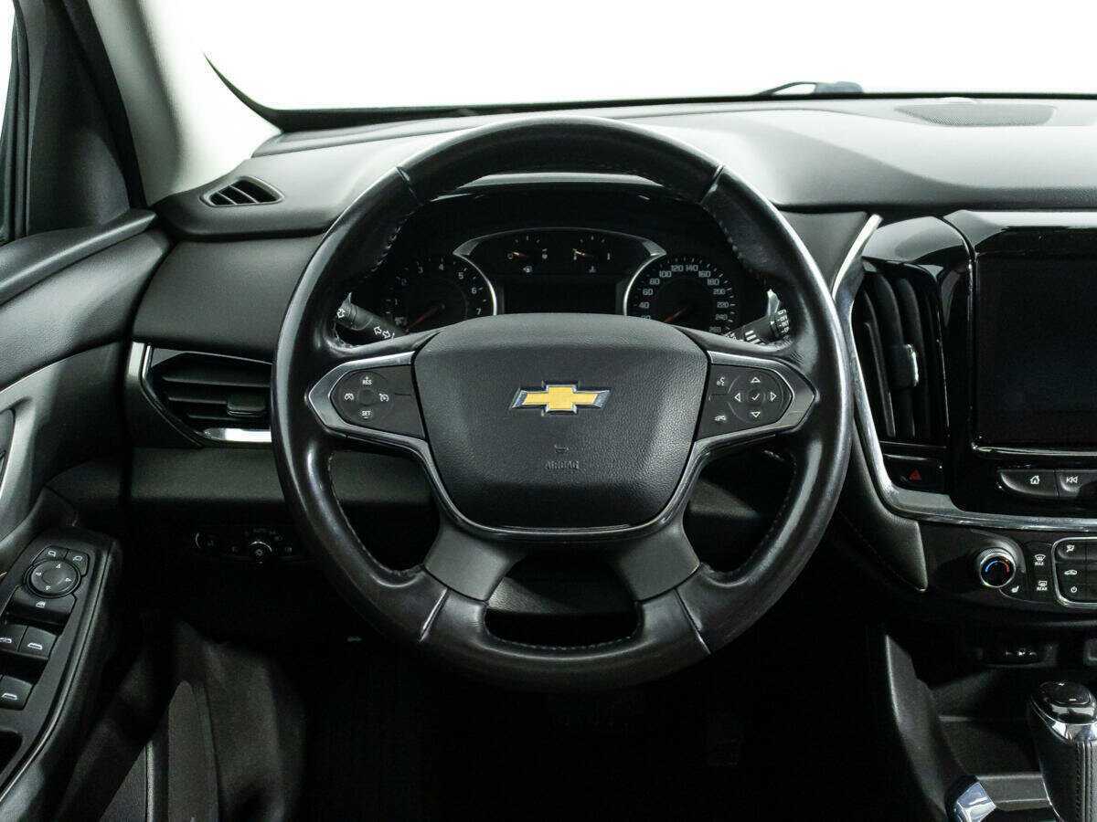 Купить Chevrolet Traverse с пробегом. Фото: #22