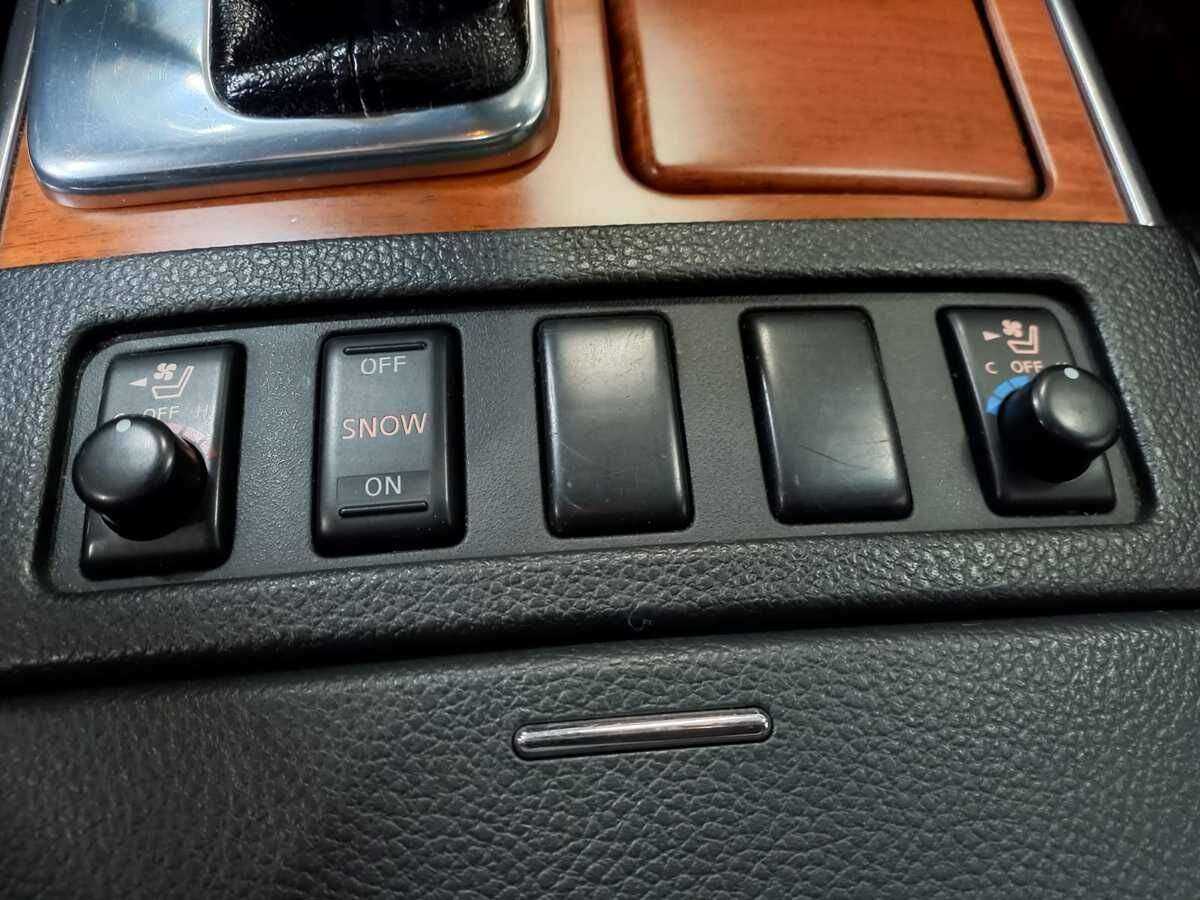Купить Infiniti M с пробегом. Фото: #14