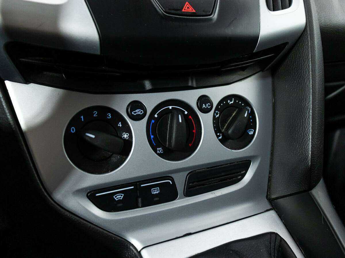 Купить Ford Focus с пробегом. Фото: #14