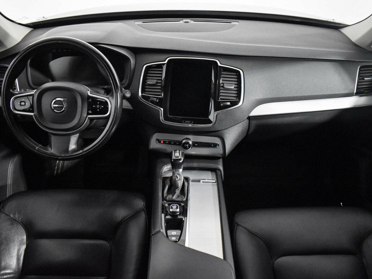 Купить Volvo XC90 с пробегом. Фото: #10