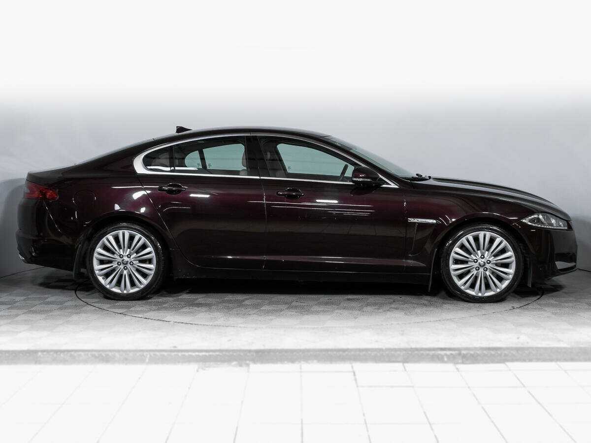 Купить Jaguar XF с пробегом. Фото: #3