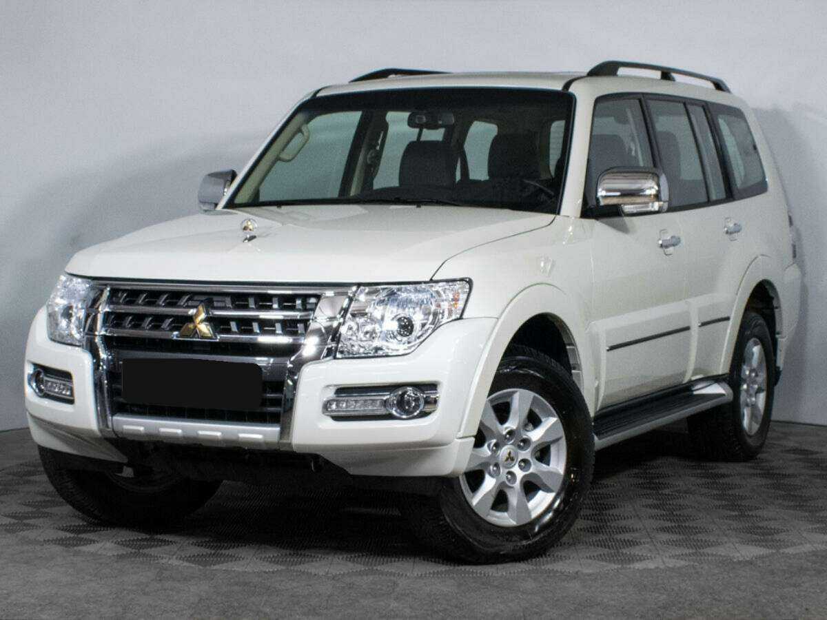 Купить Mitsubishi Pajero с пробегом. Фото: #0