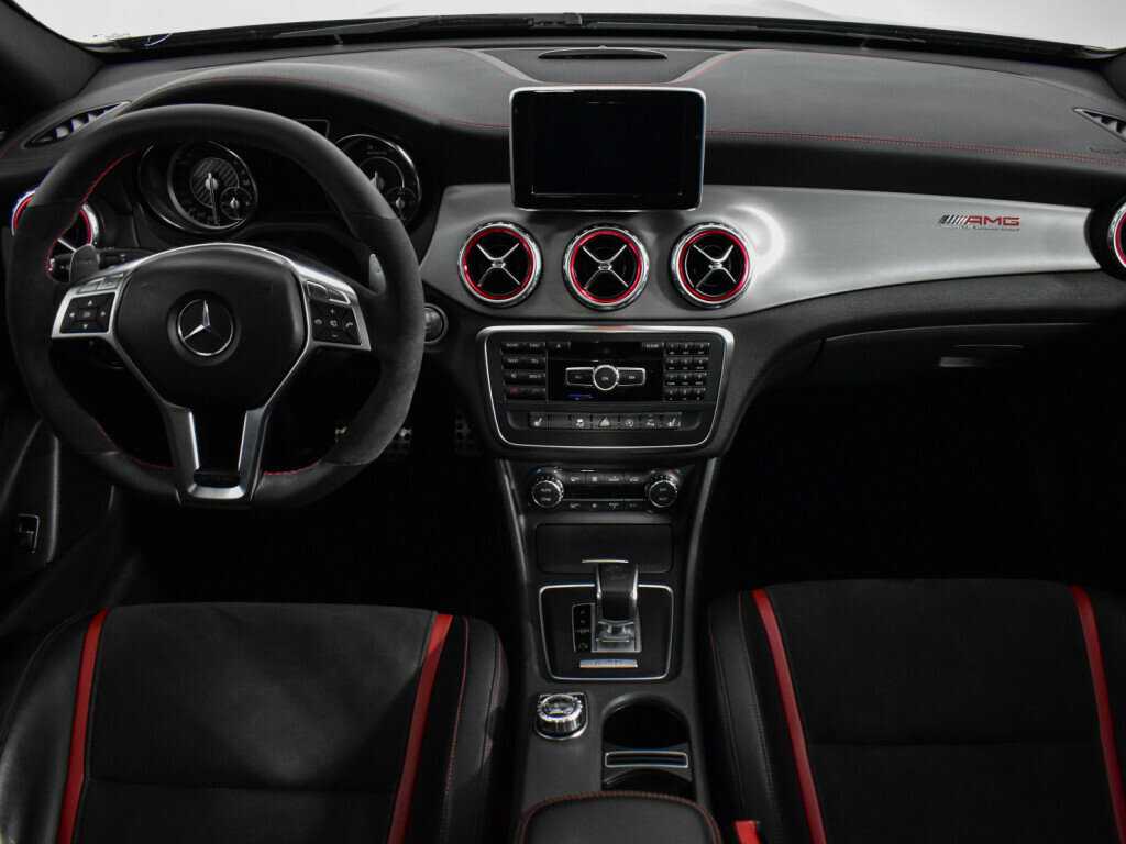 Купить Mercedes-Benz GLA AMG с пробегом. Фото: #17