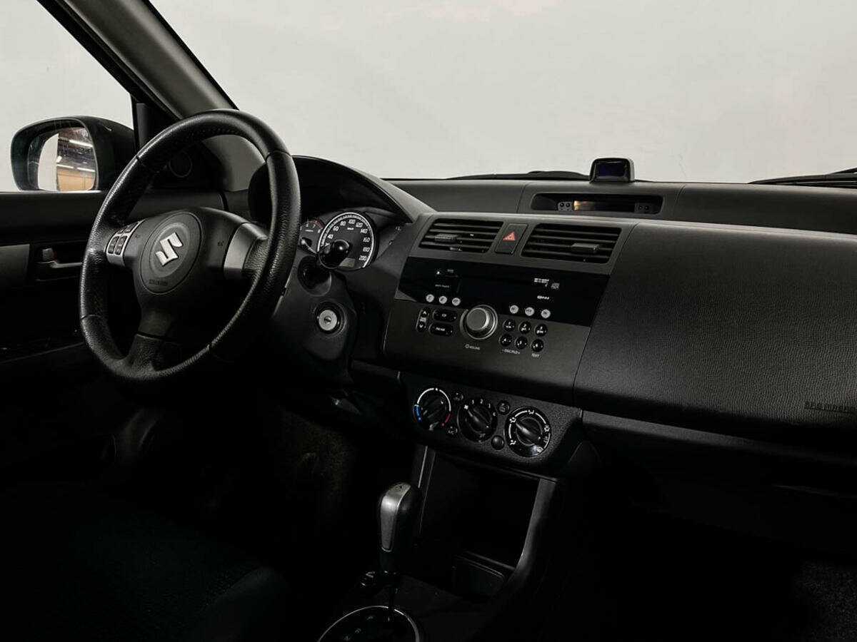 Купить Suzuki Swift с пробегом. Фото: #8
