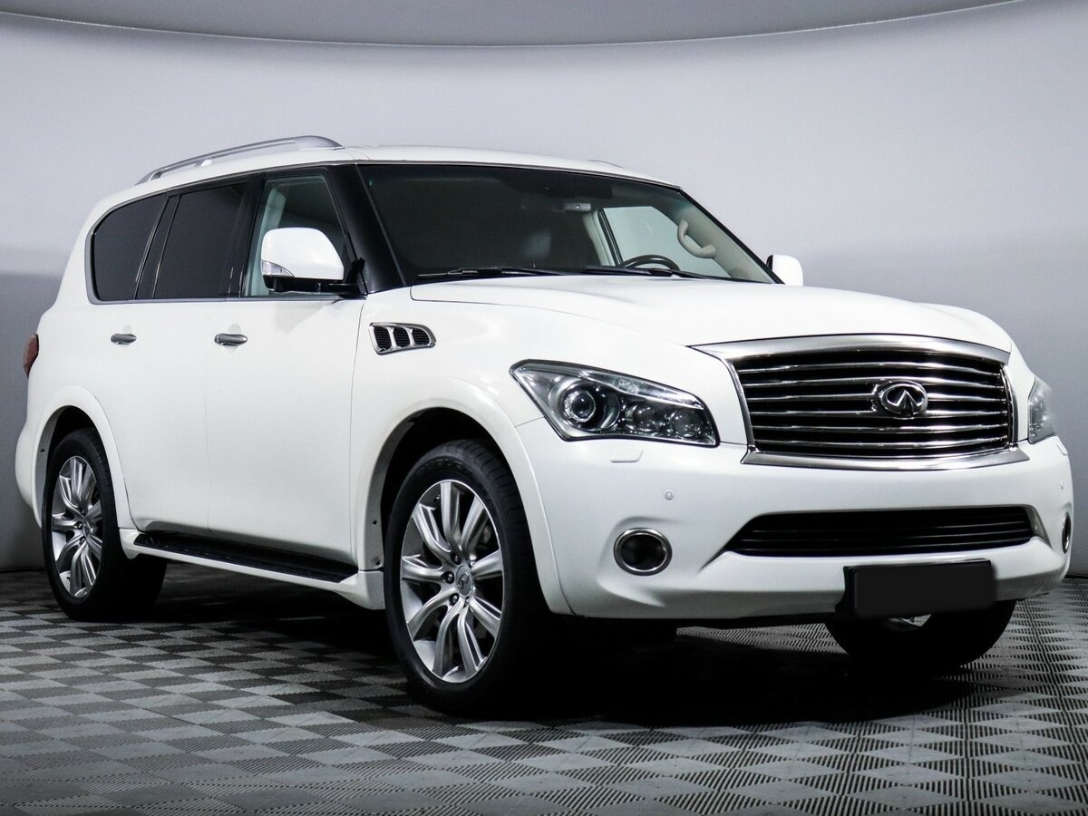 Купить Infiniti QX56 с пробегом. Фото: #2