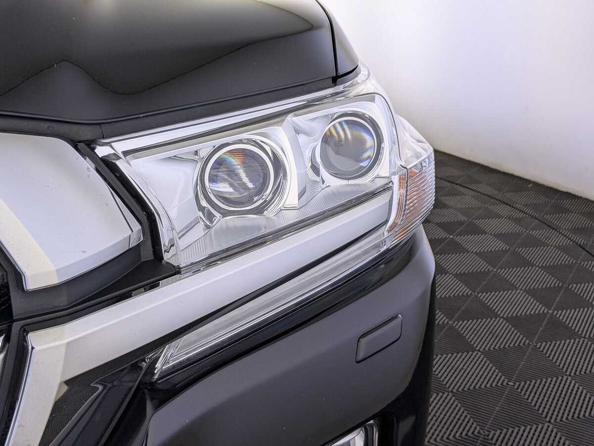 Купить Toyota Land Cruiser с пробегом. Фото: #10