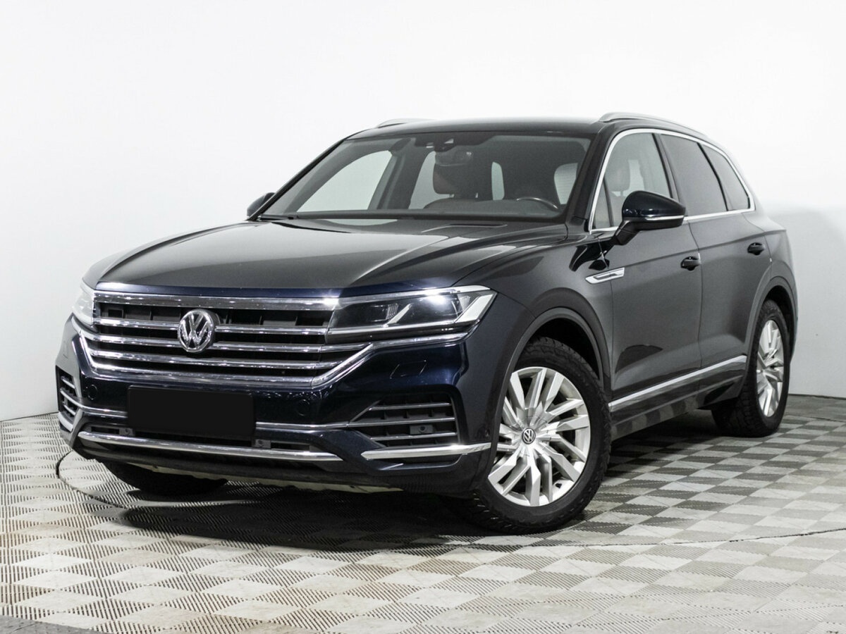 Купить Volkswagen Touareg с пробегом. Посмотреть фото