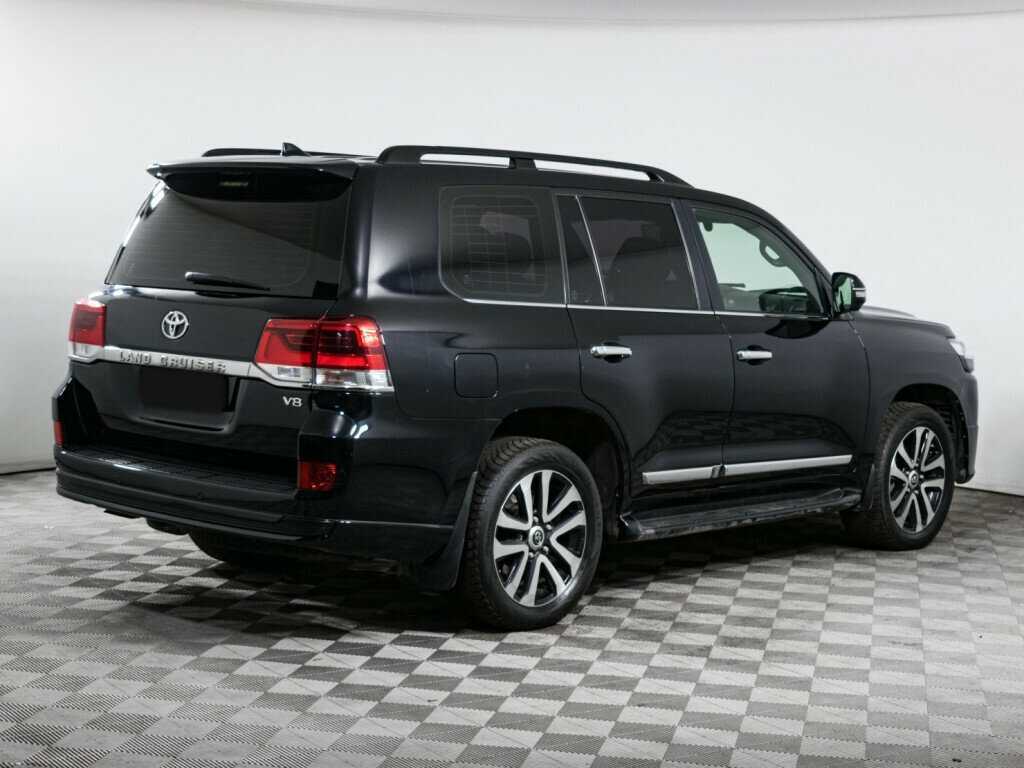 Купить Toyota Land Cruiser с пробегом. Фото: #1