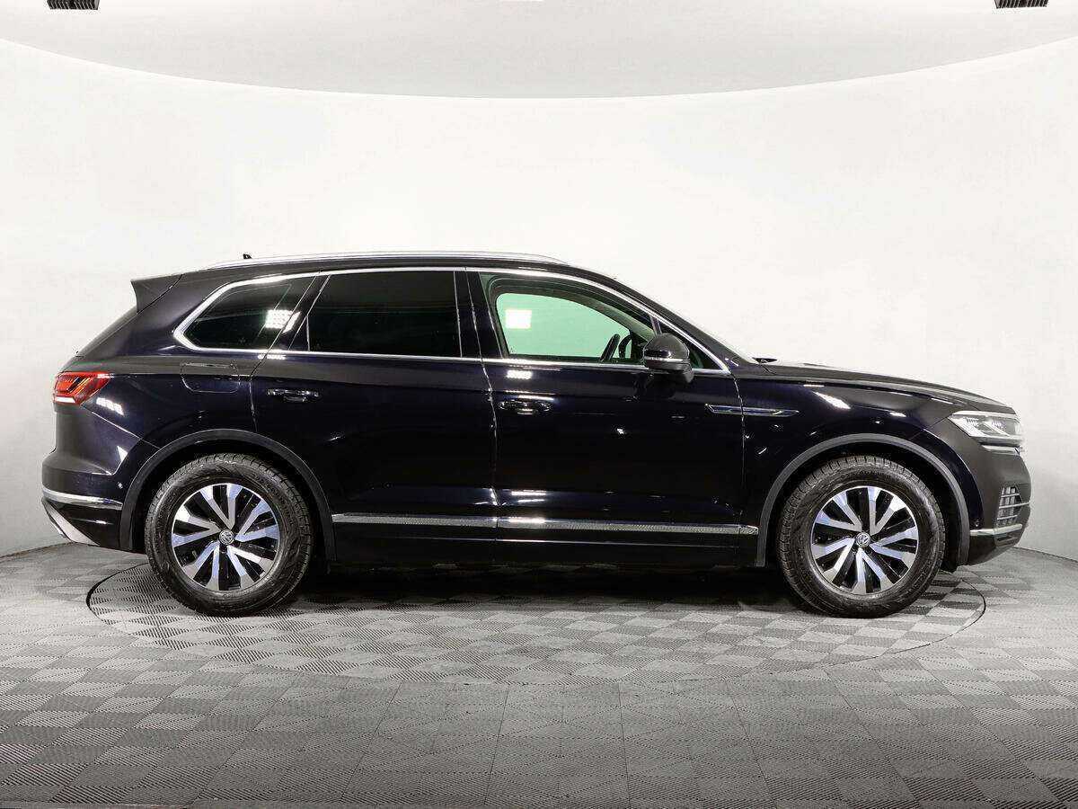 Купить Volkswagen Touareg с пробегом. Фото: #3