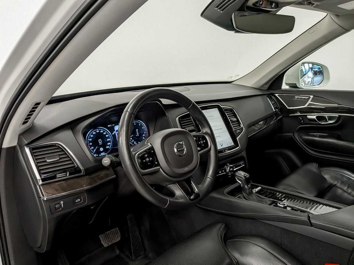 Купить Volvo XC90 с пробегом. Фото: #16
