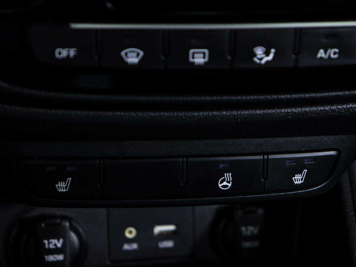 Купить Hyundai Solaris с пробегом. Фото: #17