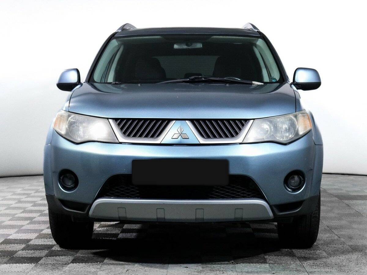Купить Mitsubishi Outlander с пробегом. Фото: #1