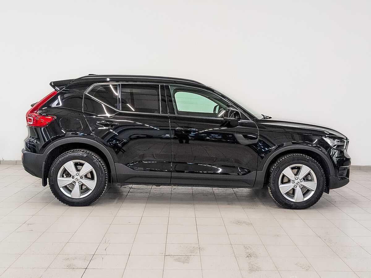Купить Volvo XC40 с пробегом. Фото: #3