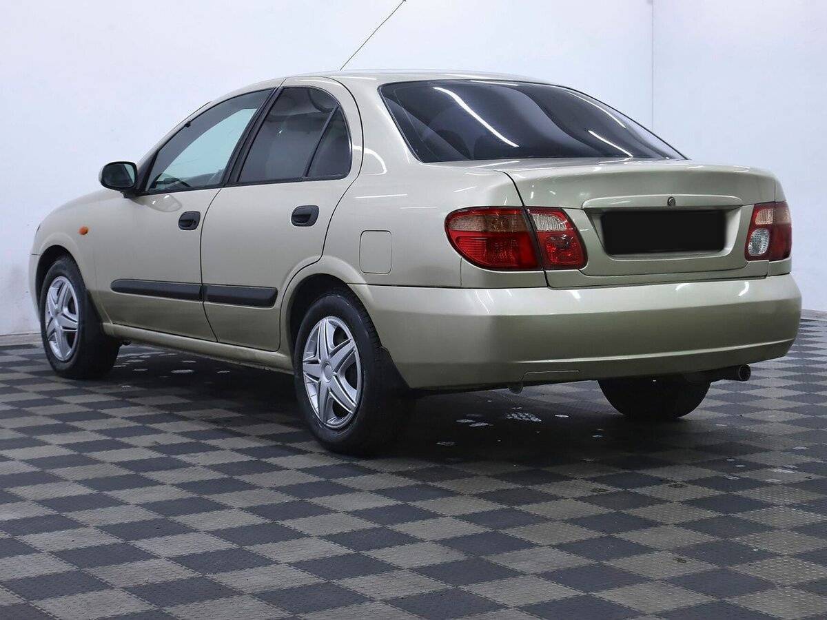 Купить Nissan Almera с пробегом. Фото: #3