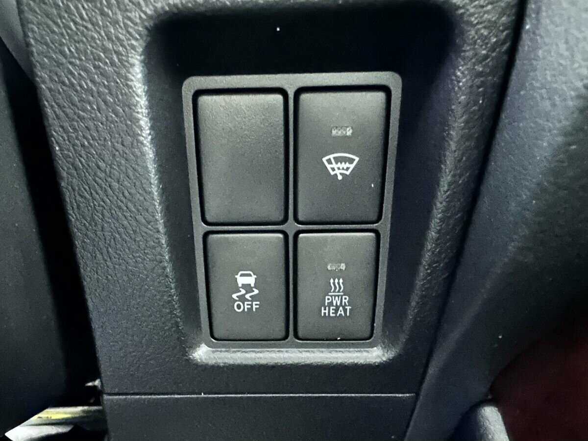 Купить Toyota Land Cruiser Prado с пробегом. Фото: #16