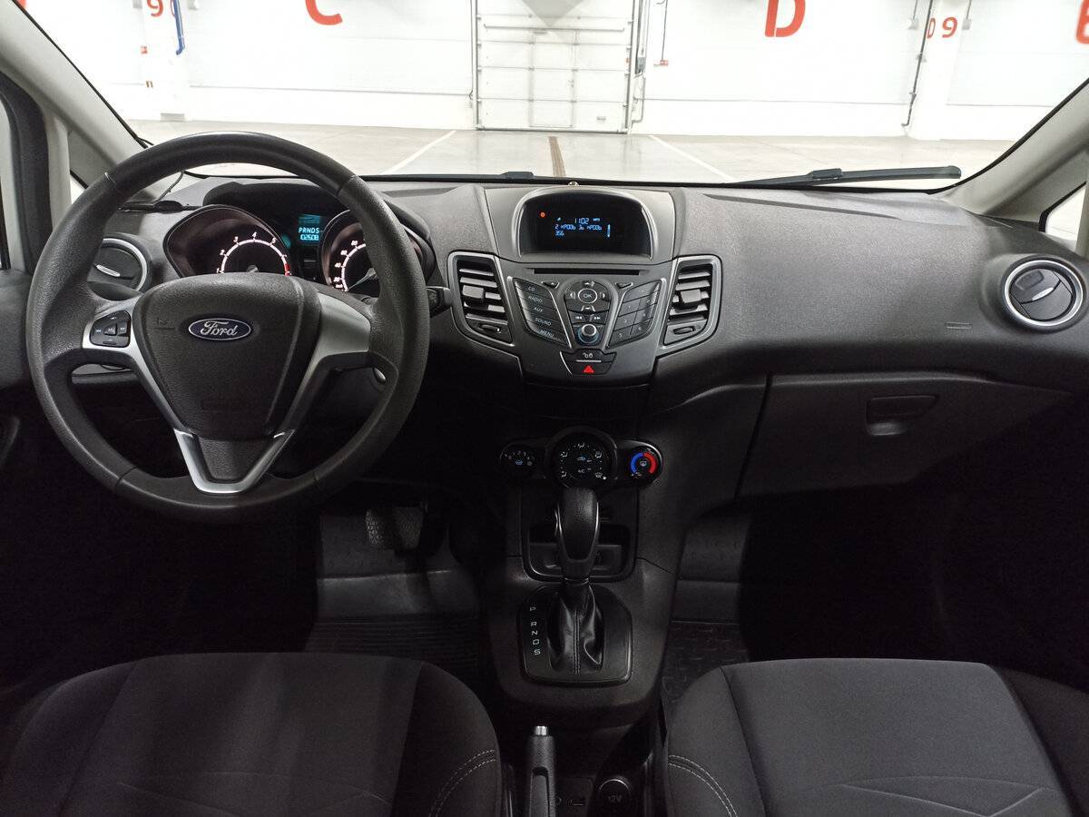 Купить Ford Fiesta с пробегом. Фото: #12