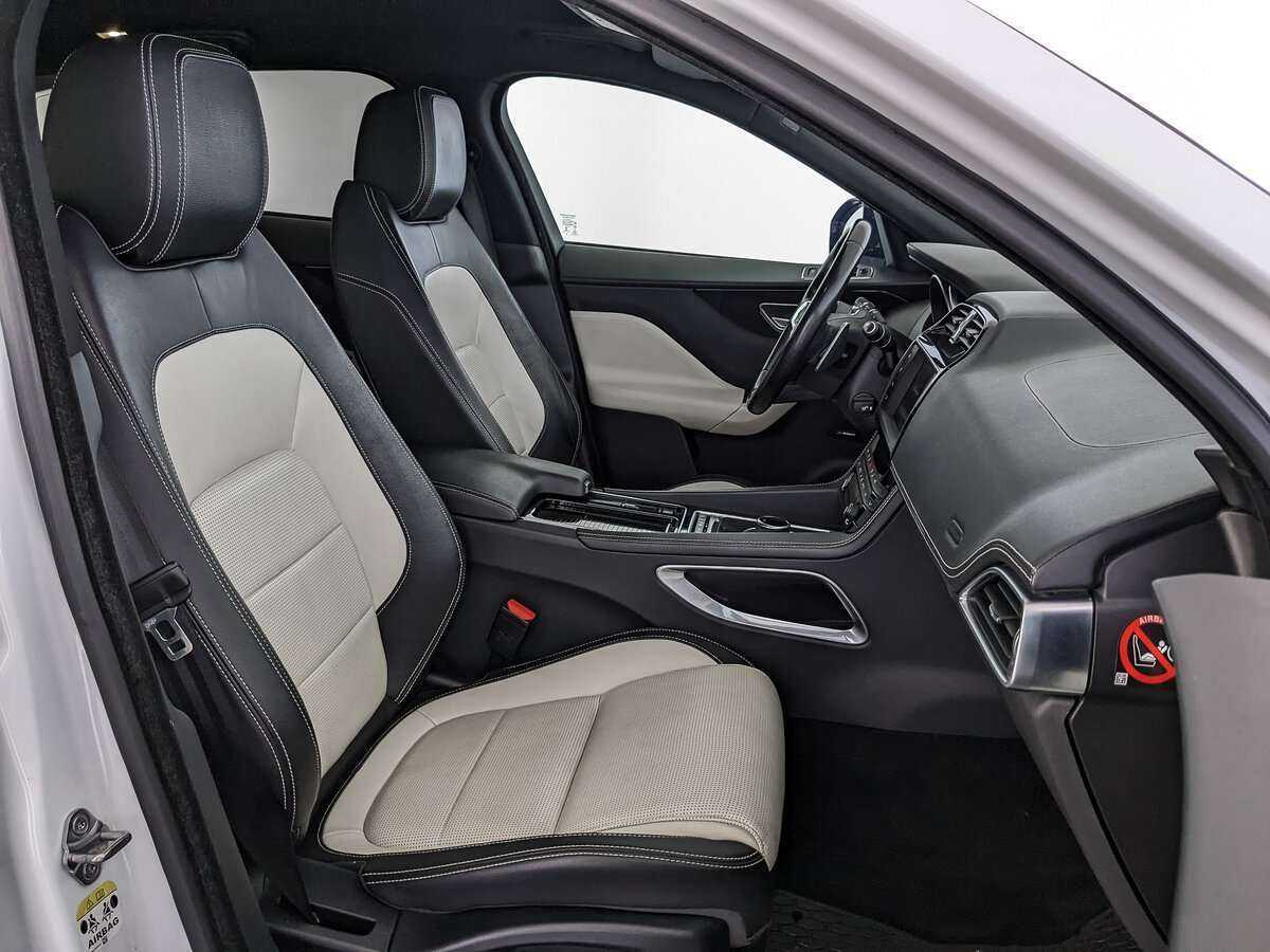 Купить Jaguar F-Pace с пробегом. Фото: #19