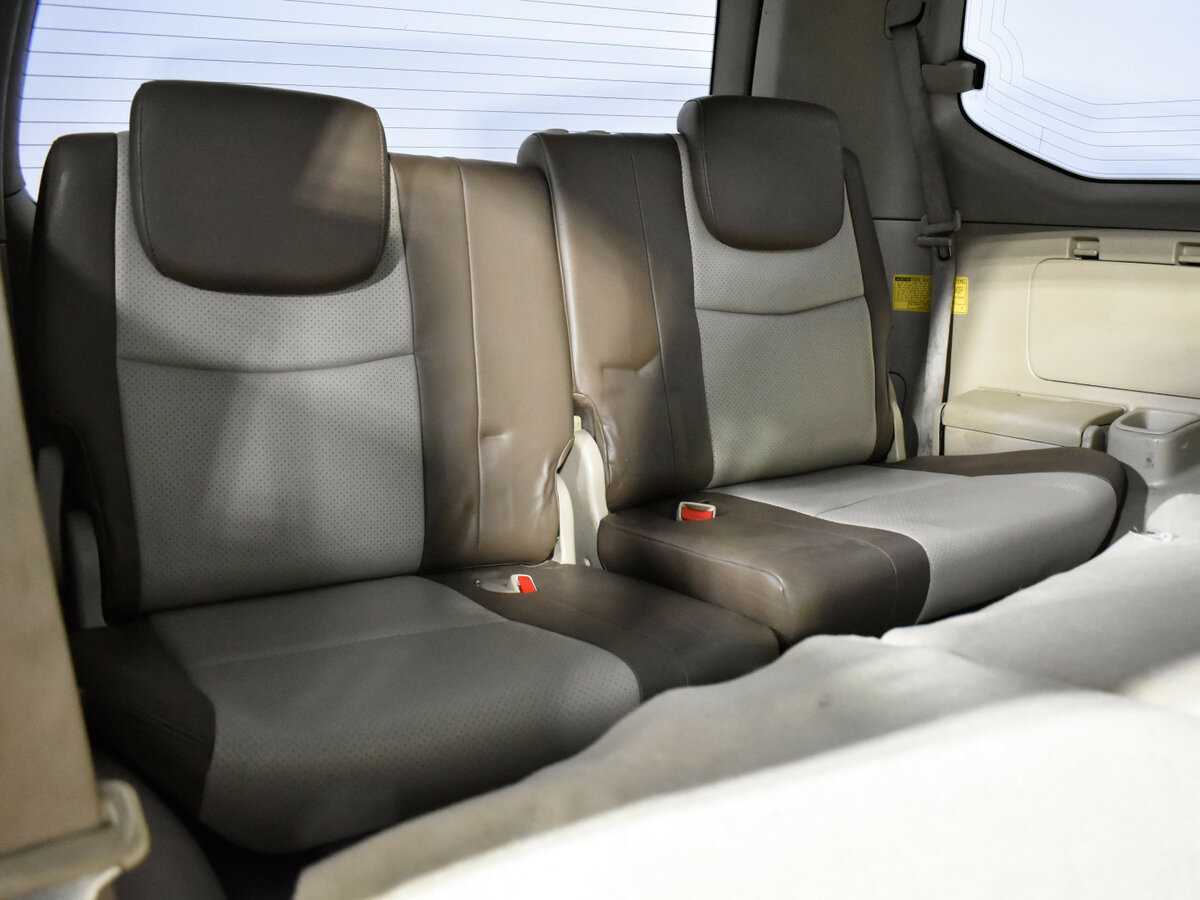Купить Toyota Land Cruiser Prado с пробегом. Фото: #10